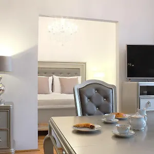 **** Ξενοδοχείο με διαμερίσματα Milford Ουγγαρία